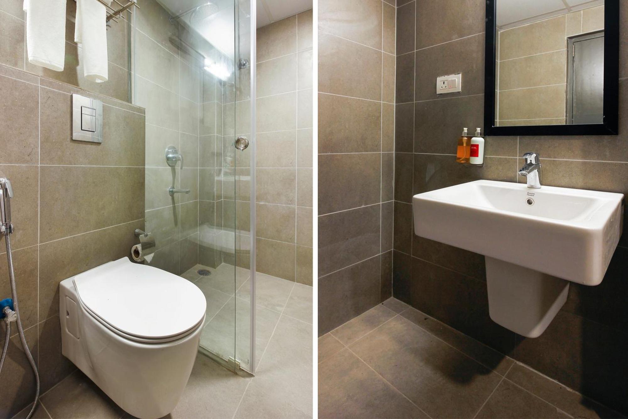 Super Townhouse Rcc Elite Hotel Hyderabad Exterior photo